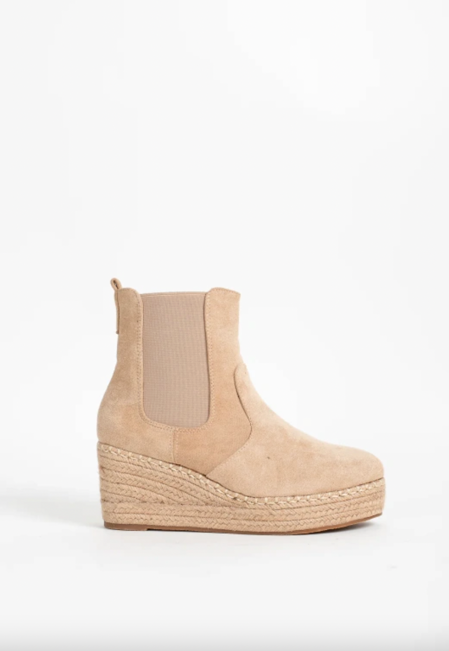 LOW BOOT PROFILE - BEIGE